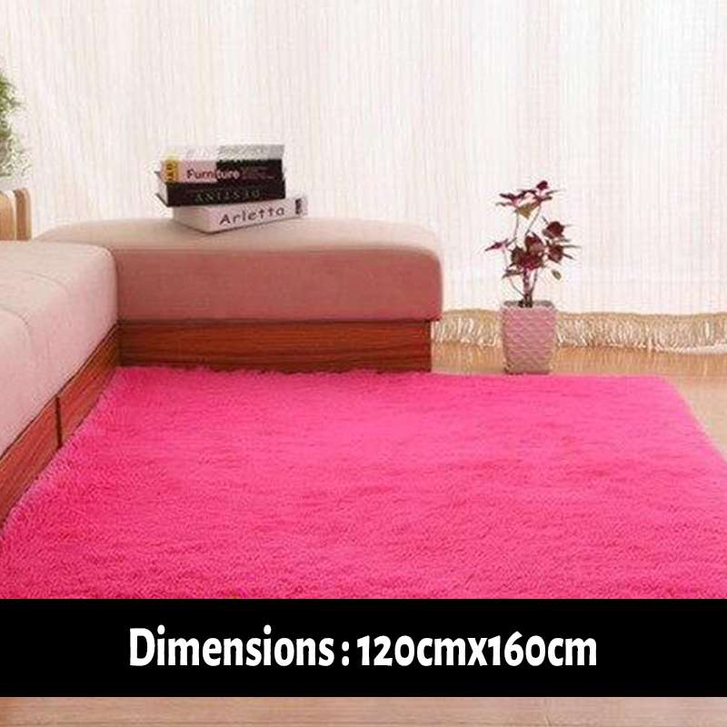 tapis imitation peau de lapin rose rouge