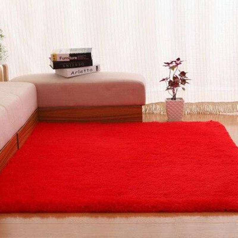 tapis imitation peau de lapin rouge